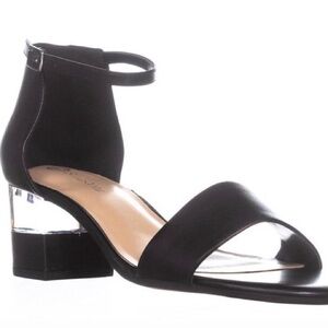 Bella Vita Black 2.5” shoe w/acrylic in heel brand new never worn round open toe